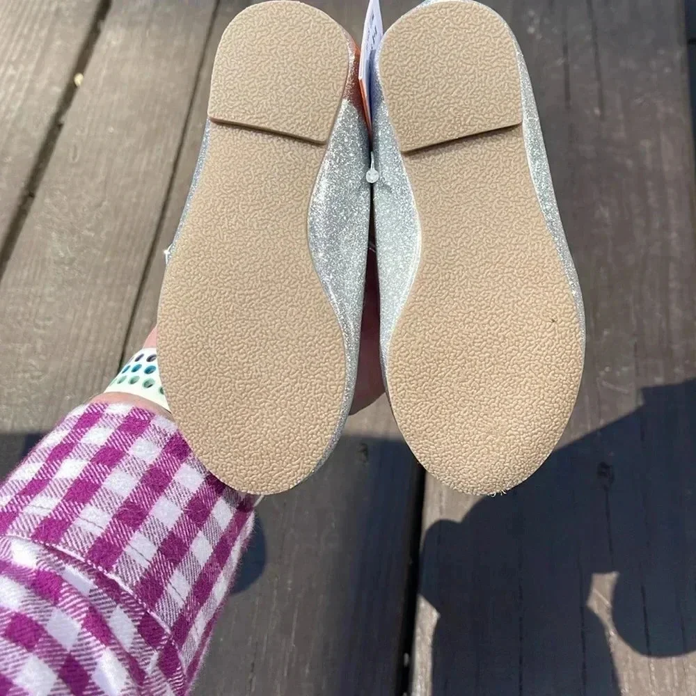 NWT Gymboree silver girls Mary Jane shoes size 6